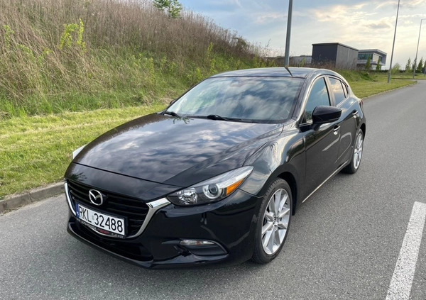 Mazda 3 cena 67900 przebieg: 33056, rok produkcji 2017 z Kolbuszowa małe 667